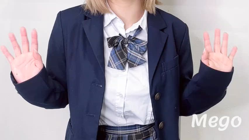 虹色 めご