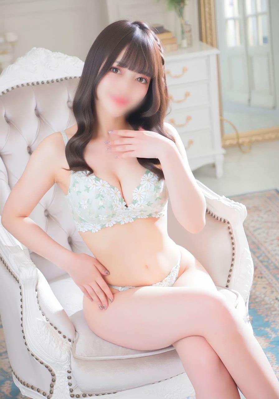 えみり